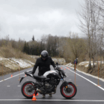 Pistes de moto-école : l’envers du décor