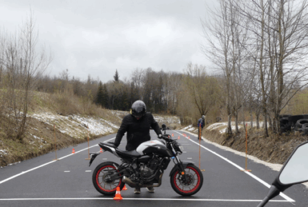 Pistes de moto-école : l’envers du décor